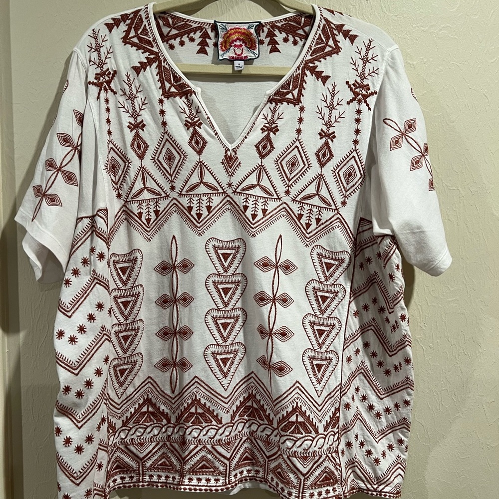 Johnny Was Embroidered Graphic Short Sleeve Blouse